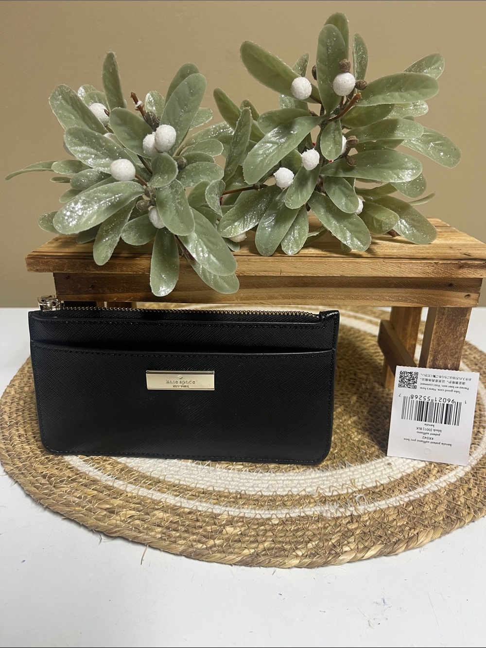 Kate Spade New York Kenzie Patent Saffiano Shimmery Black Slim Card Holder